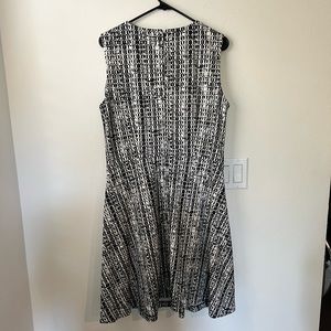 Pleated Calvin Klein dress sleeveless